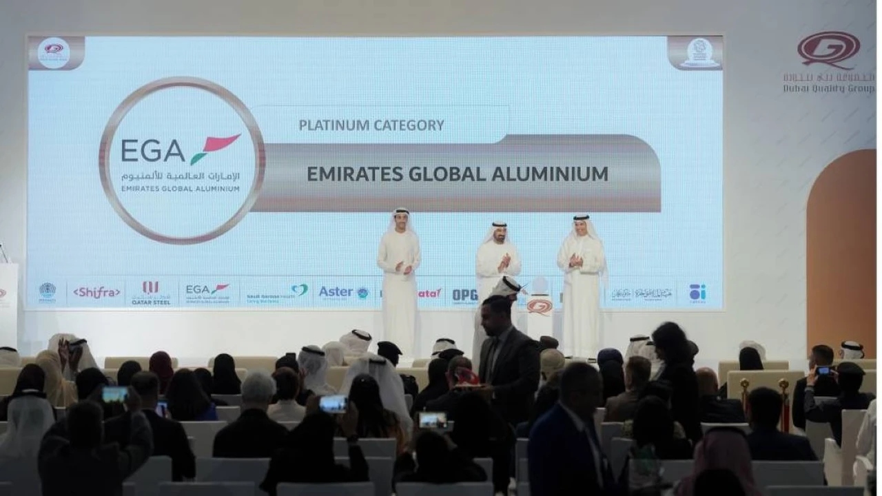 الإمارات للألمنيوم تفتخر بالفوز بالجائزة البلاتينية للابتكار في دبي